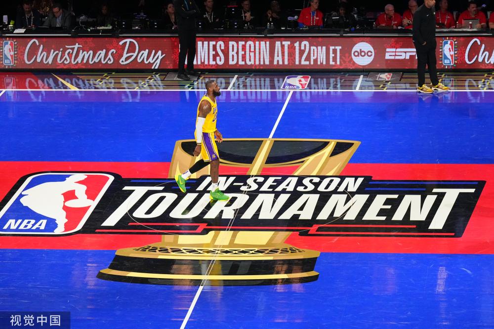 他们似乎在 他们似乎在